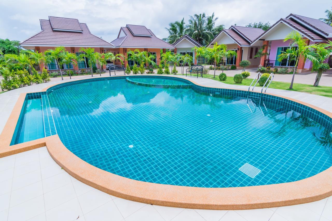 Samrong Garden Hotel Udon Thani Buitenkant foto