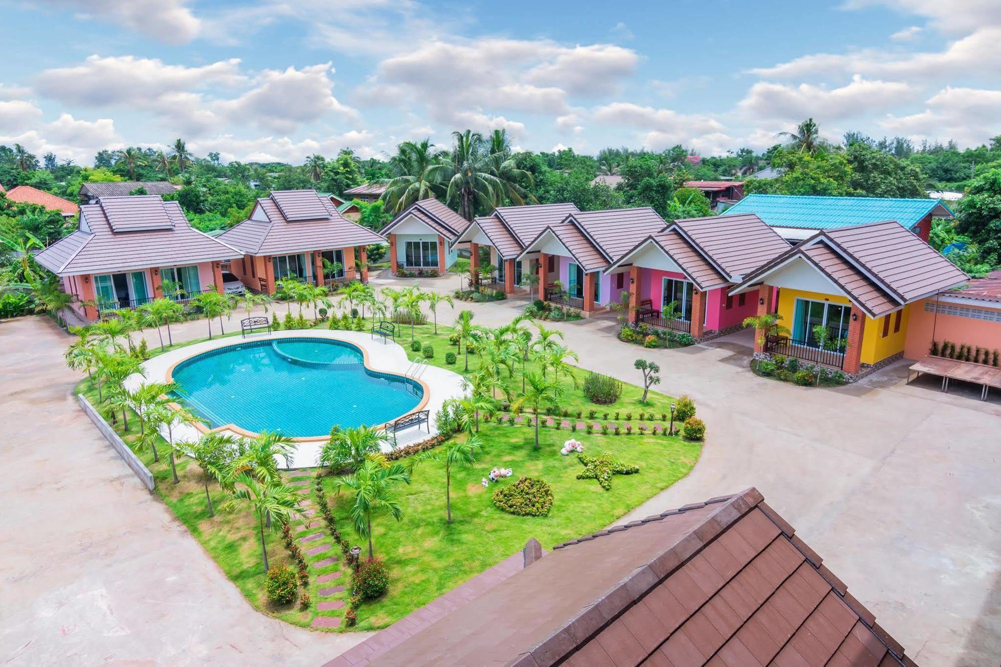 Samrong Garden Hotel Udon Thani Buitenkant foto