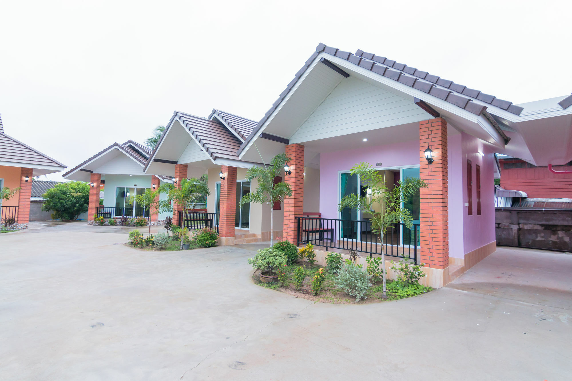 Samrong Garden Hotel Udon Thani Buitenkant foto