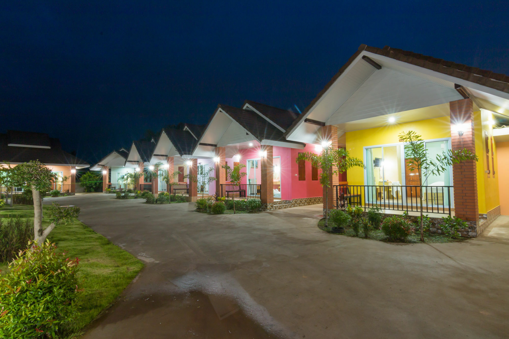Samrong Garden Hotel Udon Thani Buitenkant foto