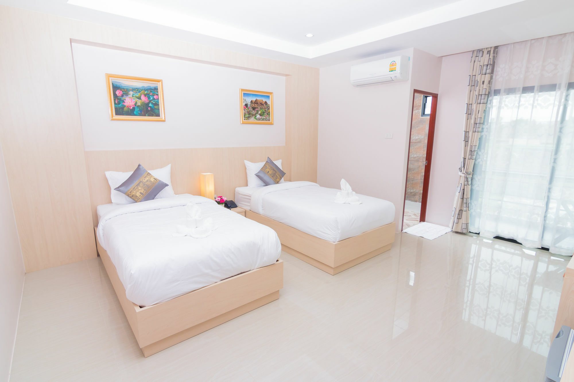 Samrong Garden Hotel Udon Thani Buitenkant foto